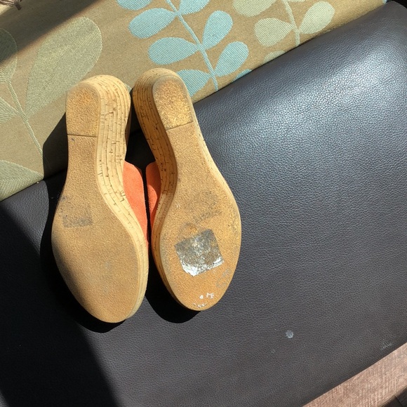 Orange suede cork slide shoes - Picture 5 of 6